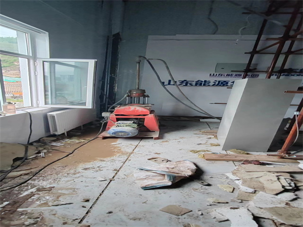 海勃湾地基基础下沉墙体裂缝加固注浆顶升施工