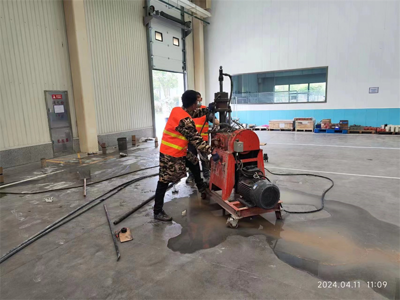 海勃湾厂房地面下沉塌陷注浆加固施工